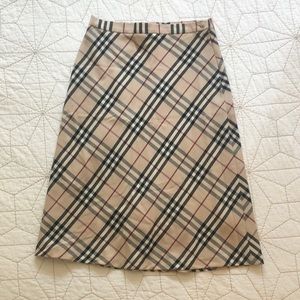 AUTHENTIC Burberry plaid midi skirt